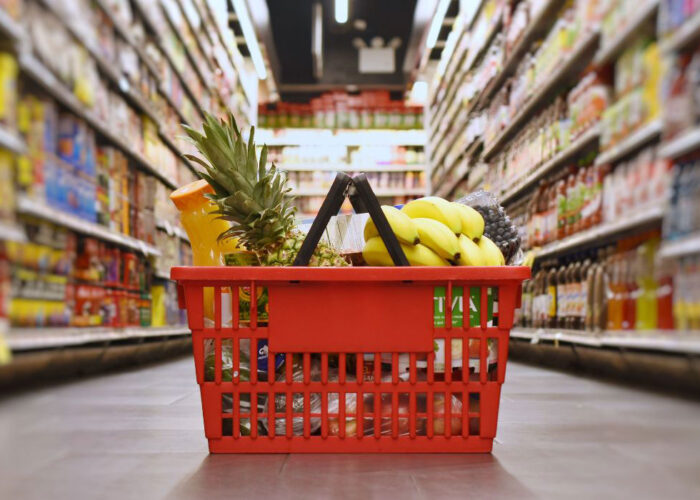 5 tips for healthy budget grocery shopping