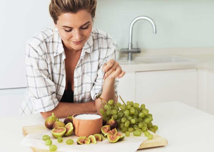 Mindful eating: strategies for managing food cravings