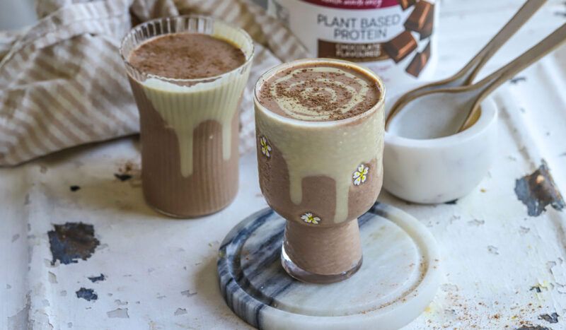 tahini smoothie 1200x700px